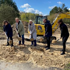Spatenstich im Baugebiet Bergen auf Rügen Ortsteil Tilzow am 03.05.2023