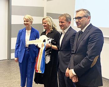 Feierliche Einweihung des Schulzentrums Campus am Turm in Schwerin