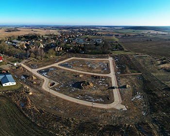 Die fertig gestellten Erschließungsanlagen im Baugebiet "Hofseeblick" von Kargow