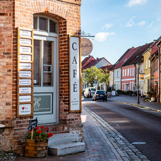 Cafés und Einkaufsmöglichkeiten in Röbel/Müritz
